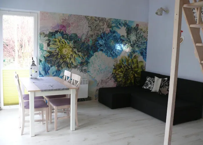 Деревянный коттедж Nad Jeziorem