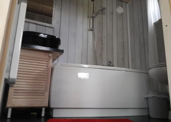 Деревянный коттедж Nad Jeziorem Осечна